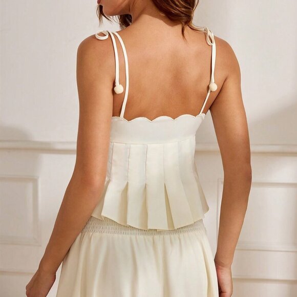 Apricot Boho Women's Floral Print Pompom Spaghetti Strap Scallop Cami Top - Picture 2 of 8